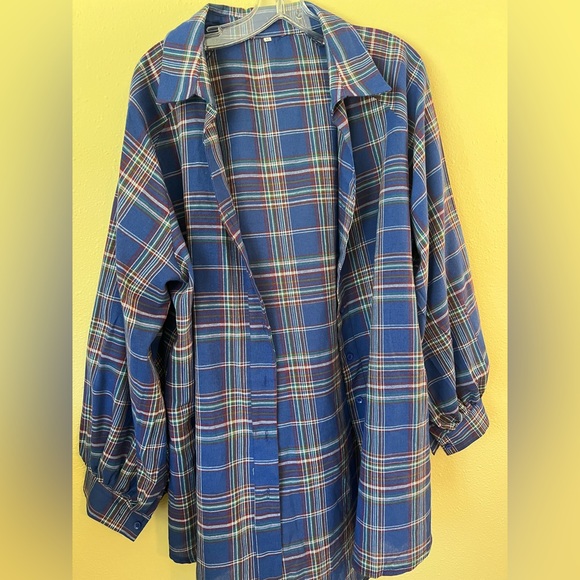Ladies Plaid Button Down 90's Style Top Size XL - Picture 3 of 9